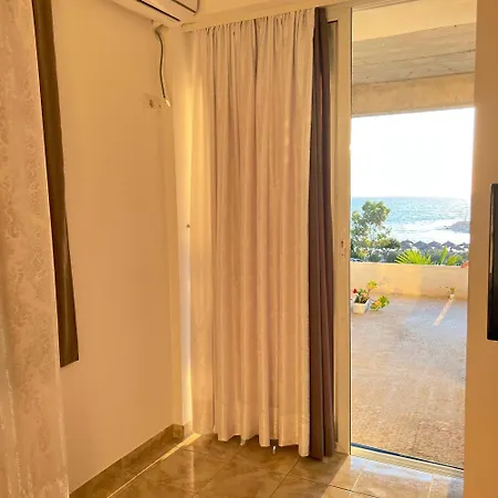 Christina 아파트 Sarandë